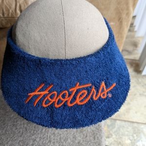 Hooters visor